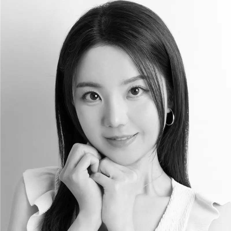 Chloe Huang